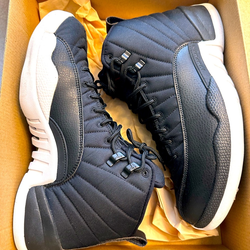 Air Jordan 12 Retro Nylon Men’s Size 9.5